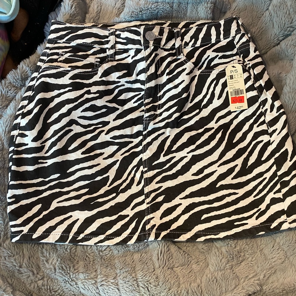 Zebra mini skirt